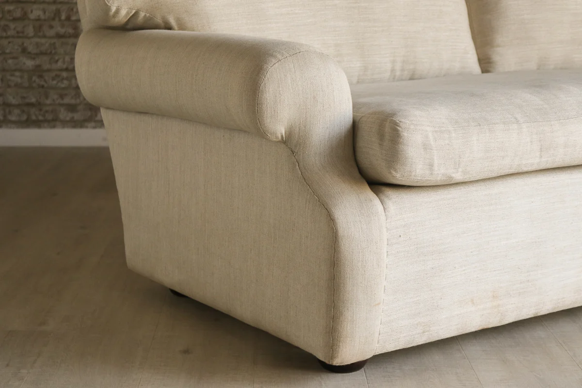 The Foy two seater sofa thumbnail 4