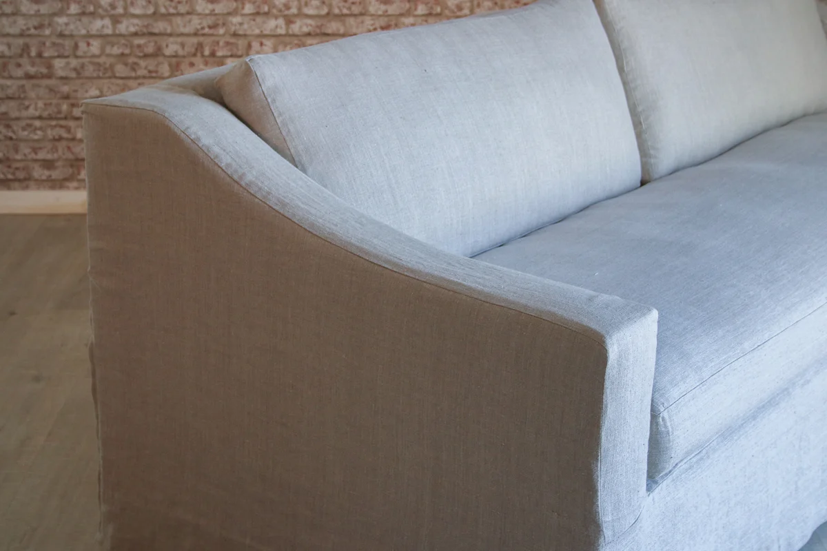 The Hadley sofa thumbnail 5