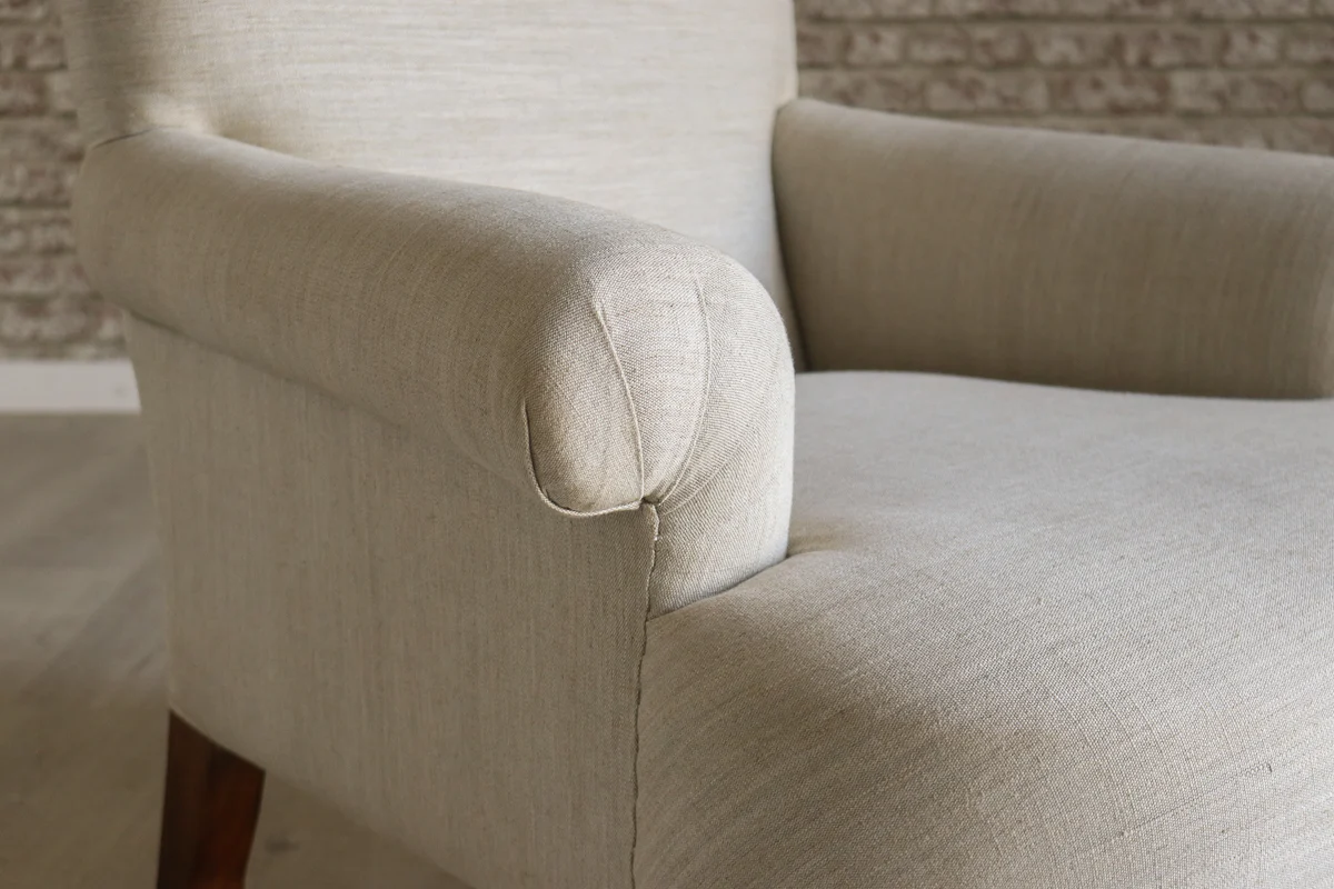 The Howard armchair thumbnail 4