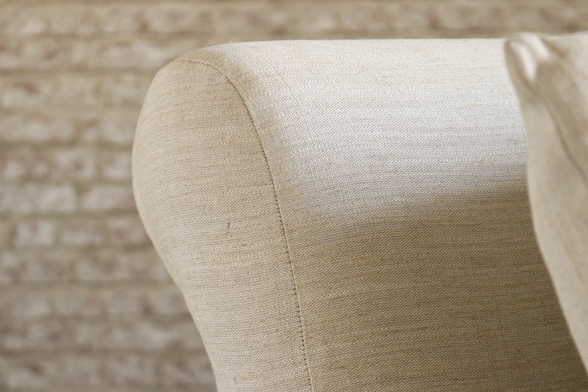 The Louis sofa thumbnail 4