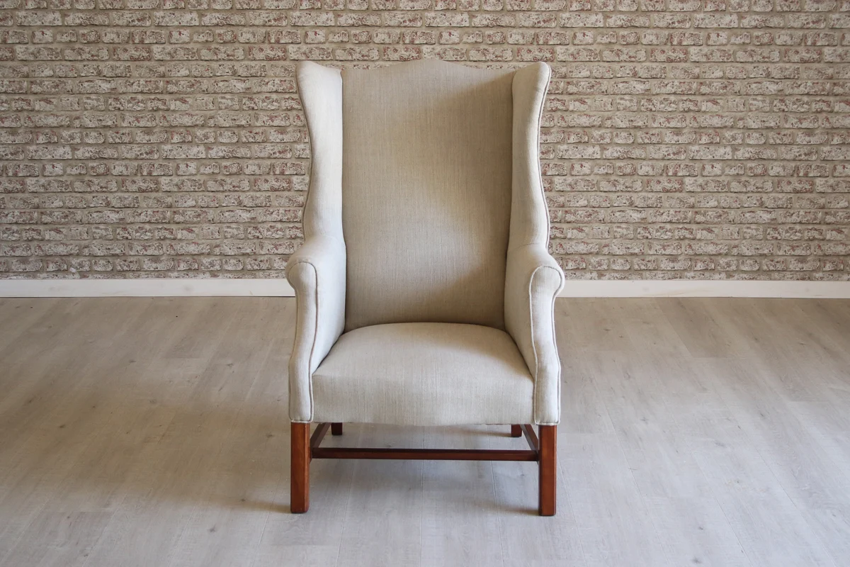 The Yoxford wingback thumbnail 3